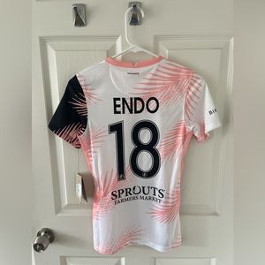 NWT Angel City FC 2022 Daylighy away jersey Endo 18